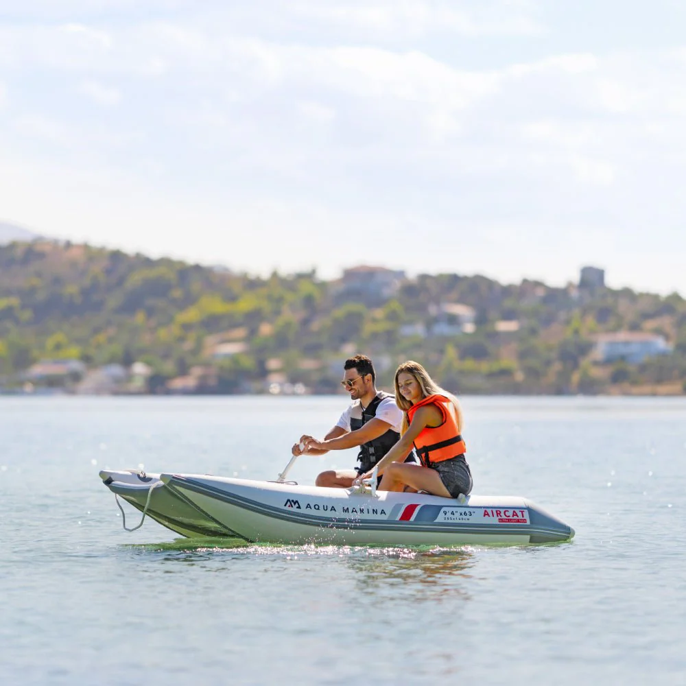 Aqua Marina Aircat 5-Person High-Speed Inflatable Catamaran With DWF Air Deck 11FT - Image 11