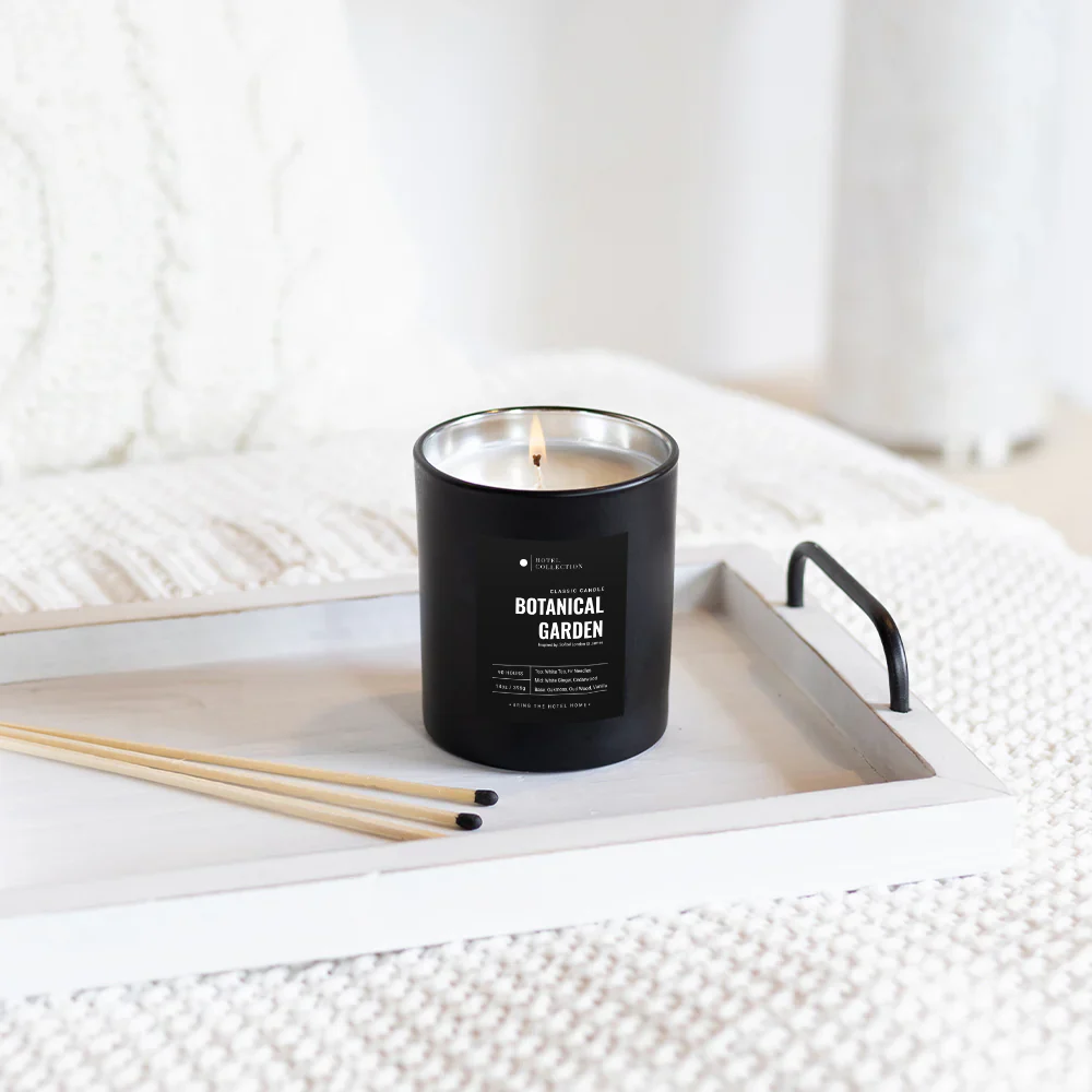 Classic Botanical Garden Candle - Image 3