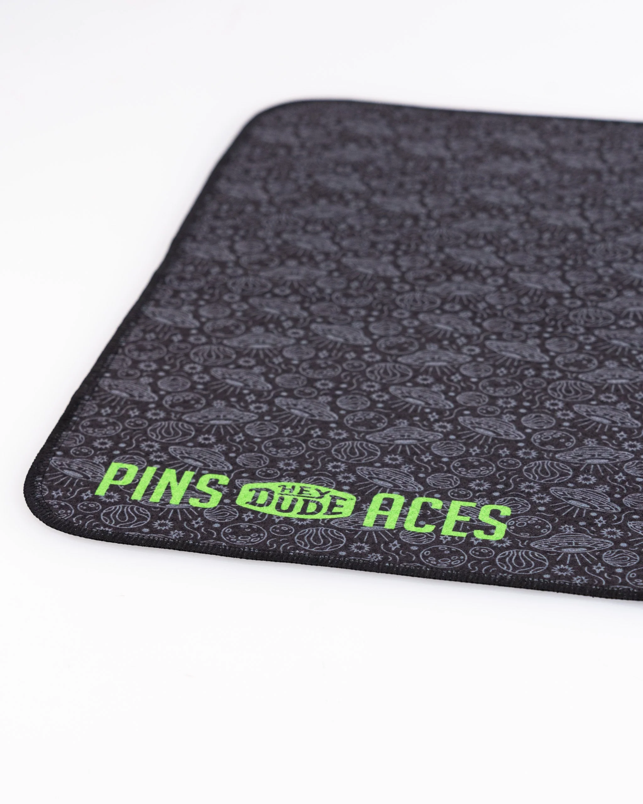 HEYDUDE - Black Hole Towel - Image 3