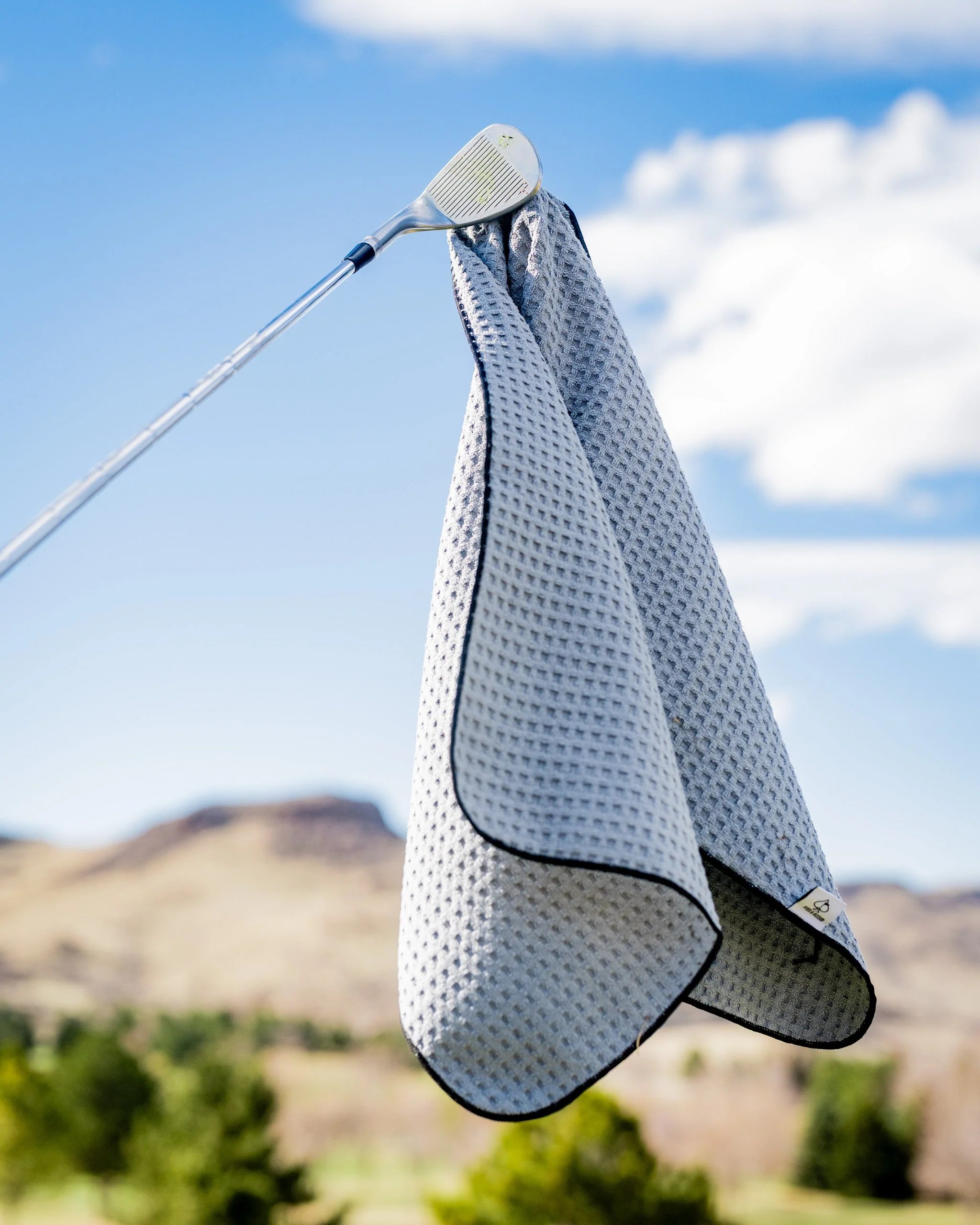 Magnetic Towel - White - Image 3