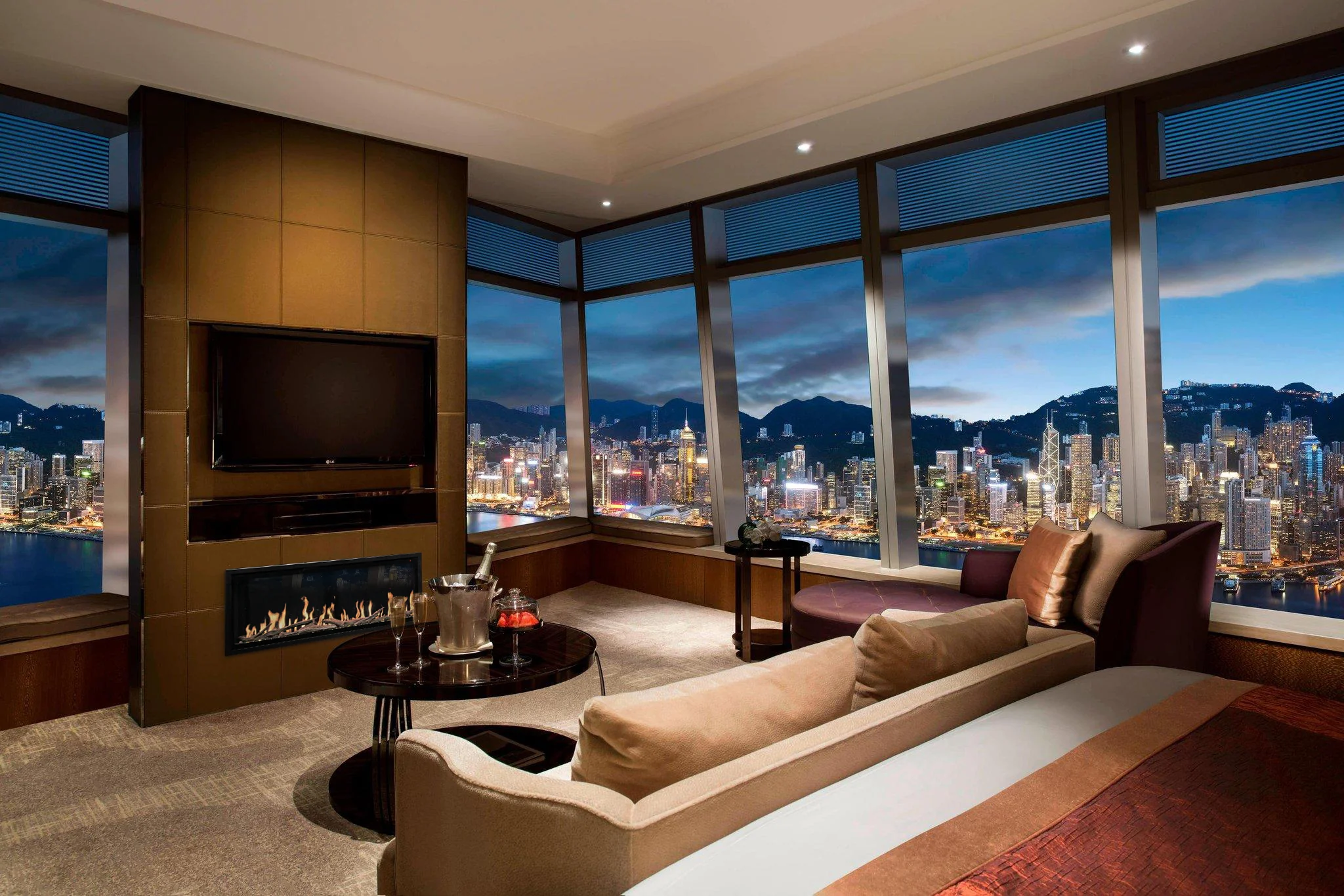 Orion Slim Heliovision Electric Built-In Fireplace - Image 3