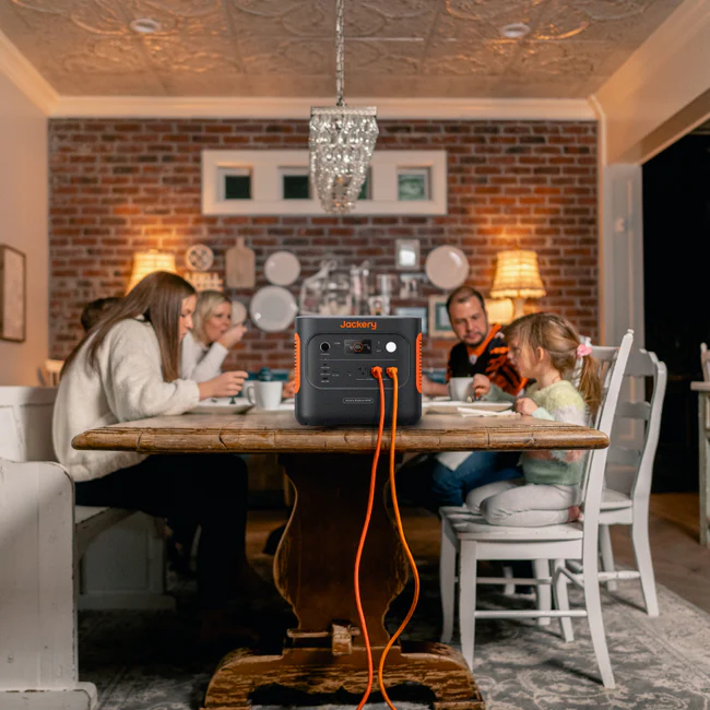 Jackery Solar Generator 2000 v2 - Image 8